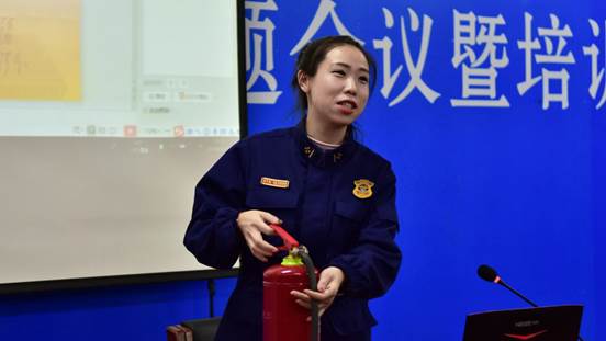 说明:DSC_8500